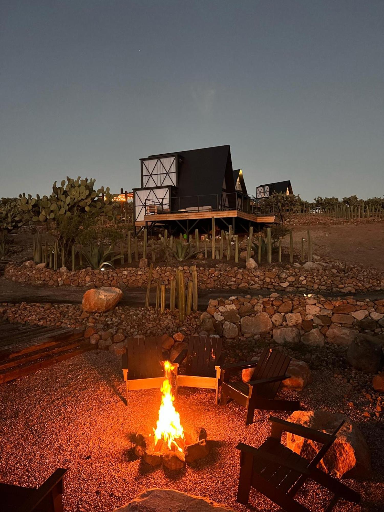 Hotel Coyote Alcocer Luaran gambar
