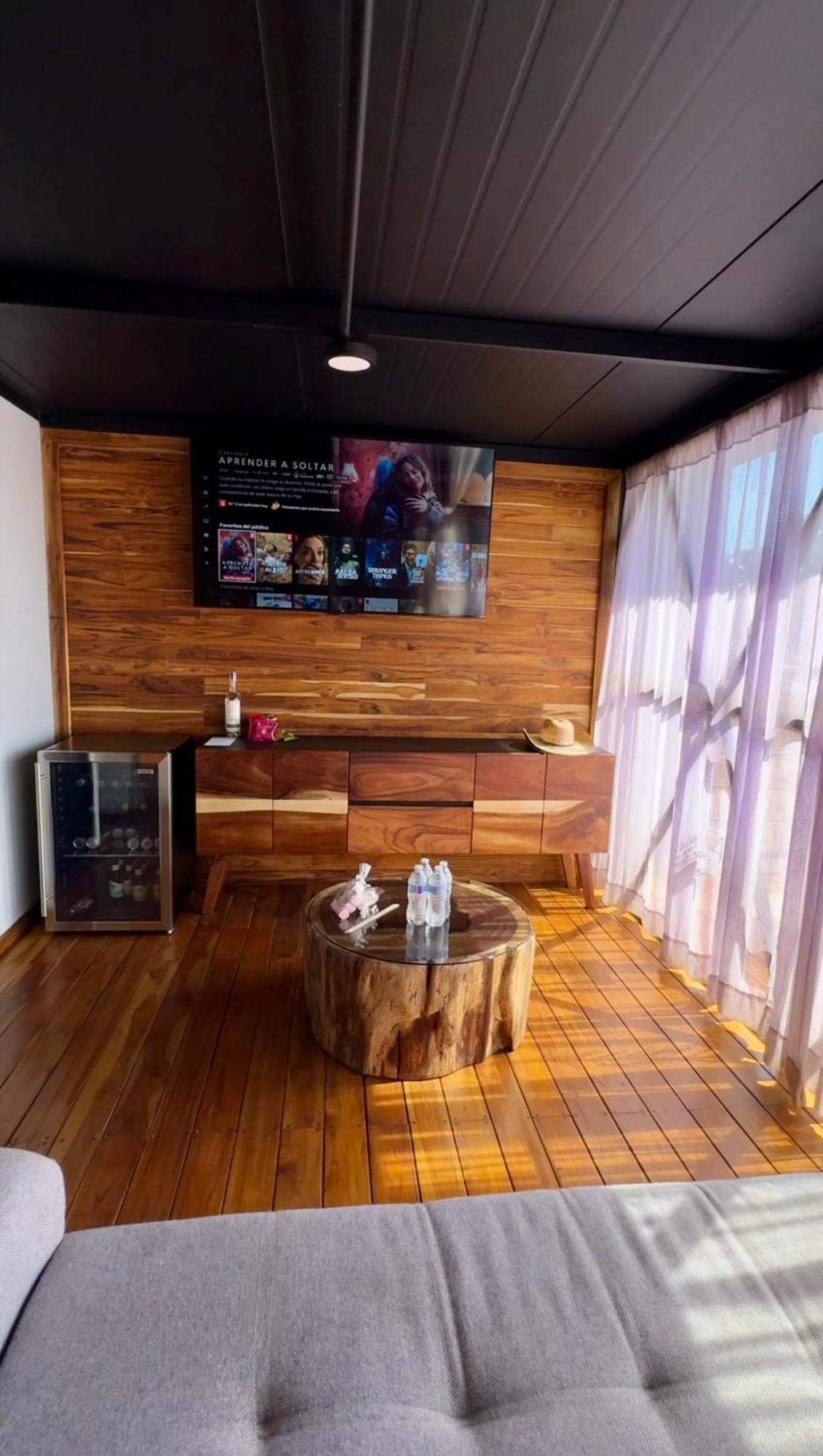 Hotel Coyote Alcocer Luaran gambar