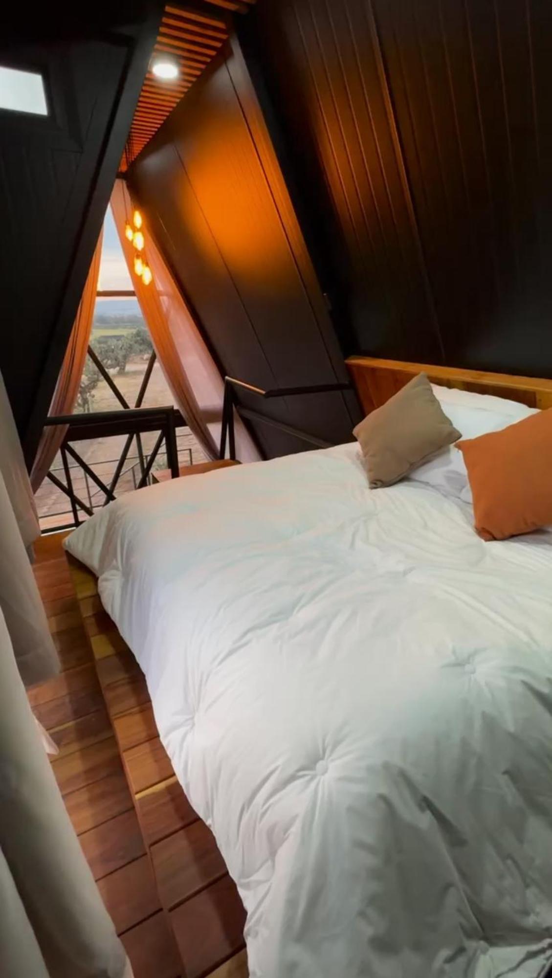Hotel Coyote Alcocer Luaran gambar