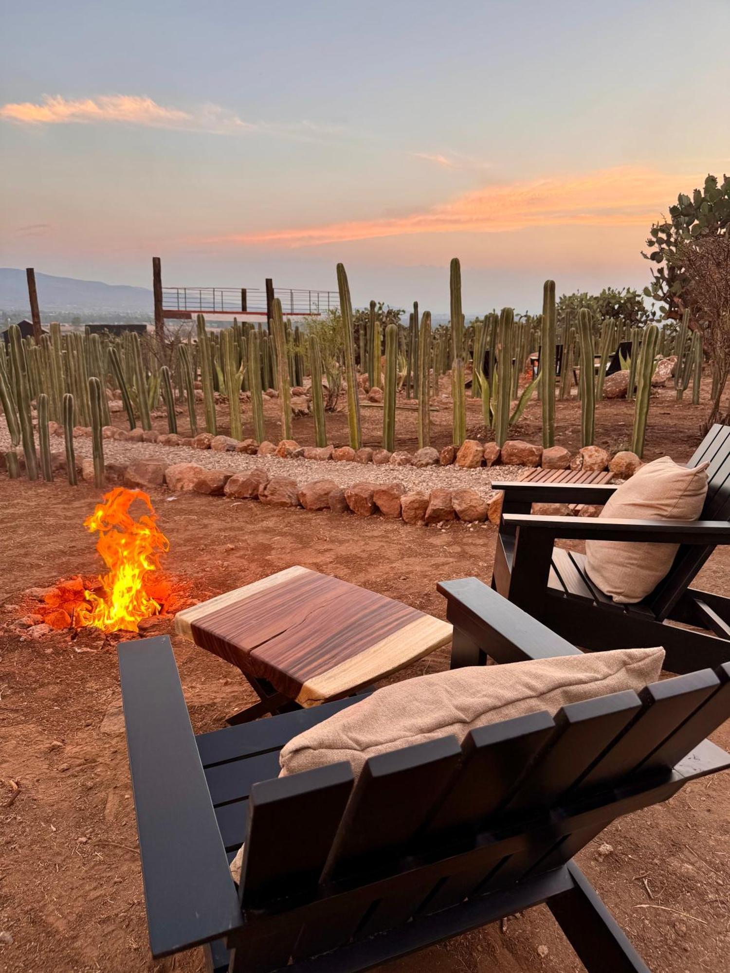 Hotel Coyote Alcocer Luaran gambar